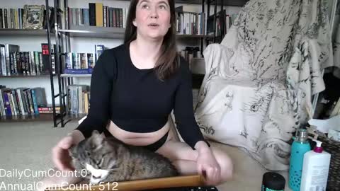 BellaStrange69 online show from April 12, 2026, 5:29 pm