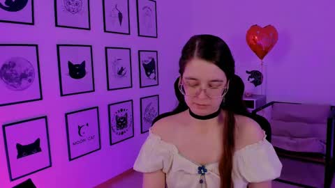 Bella. Ntmu online show from February 15, 2025, 5:07 pm