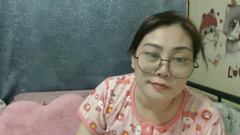 Snapshot of bellbabe chatting on March 5, 2025, 9:15 pm Bella online show from March 5, 2025, 9:15 pm