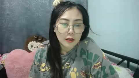 Bella online show from November 20, 2025, 9:53 am