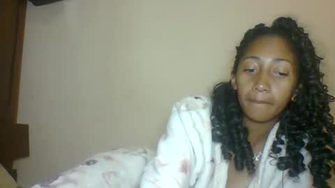 belle_annah online show from May 9, 2026, 3:56 am
