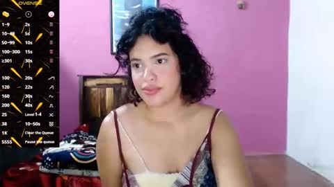 Snapshot of belle_katty000 chatting on October 13, 2025, 6:52 pm SOFIA online show from October 13, 2025, 6:52 pm