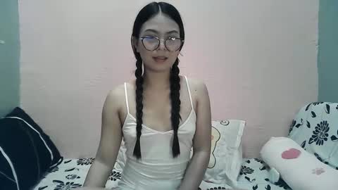 Belle online show from November 10, 2025, 11:37 pm