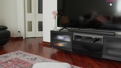 BELLE   online show from April 13, 2026, 2:06 am