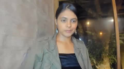 bellezacosmica online show from June 10, 2026, 1:28 am