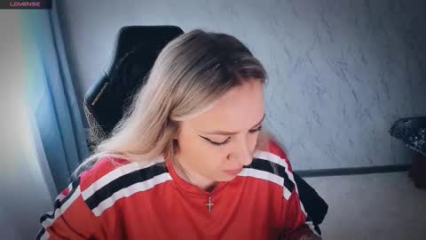 Your Annabelle Wolf  online show from February 10, 2026, 10:41 am