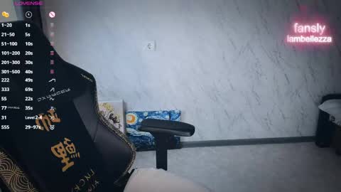 Your Annabelle Wolf  online show from April 23, 2026, 2:41 pm