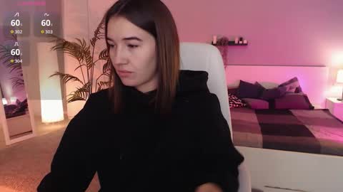 Bella online show from September 9, 2025, 12:32 am