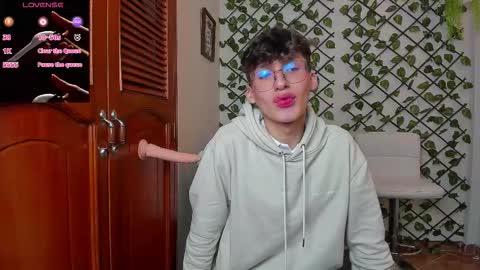 Neon online show from November 18, 2025, 11:36 am