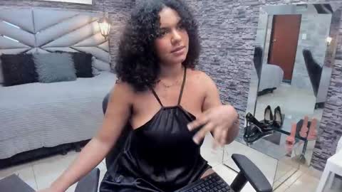 Belly online show from November 17, 2025, 1:17 pm