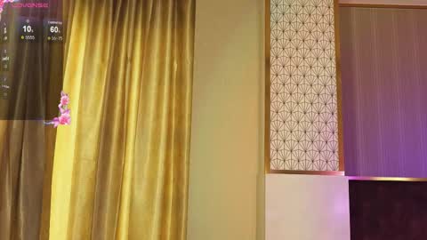 Ashley online show from September 15, 2025, 3:17 am