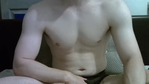 Snapshot of ben948900 chatting on September 23, 2025, 7:39 pm ben948900 online show from September 23, 2025, 7:39 pm