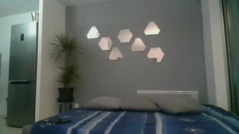 benbare13 online show from December 30, 2024, 5:34 pm