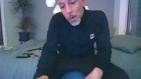 benbare13 online show from February 22, 2025, 8:42 pm