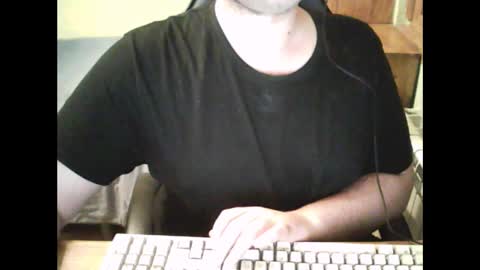 bender_35 online show from January 27, 2025, 1:16 am