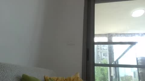 Snapshot of bendoor1 chatting on September 17, 2025, 7:10 am bendoor1 online show from September 17, 2025, 7:10 am