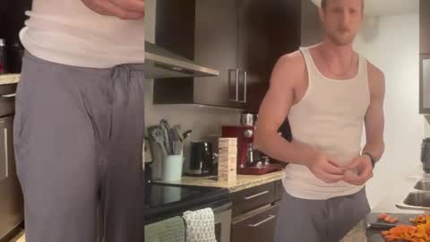 bendoverxo online show from November 6, 2025, 10:32 pm