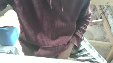 Snapshot of bendrinkin chatting on February 4, 2026, 2:39 am bendrinkin online show from February 4, 2026, 2:39 am