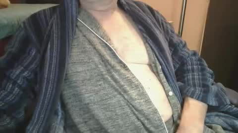 Snapshot of bendrinkin chatting on March 23, 2026, 8:51 am bendrinkin online show from March 23, 2026, 8:51 am