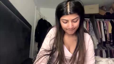 bengalibaddie7_x online show from May 13, 2026, 6:49 pm