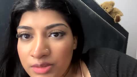 bengalibaddie7_x online show from May 22, 2026, 12:29 am