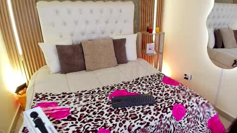 Tiffany and Bengie online show from March 10, 2026, 8:47 pm