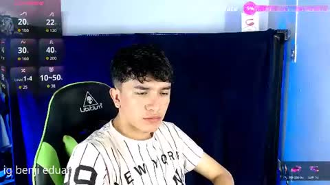 Snapshot of benji_hoter chatting on July 29, 2026, 1:09 pm Benji Hoter online show from July 29, 2026, 1:09 pm