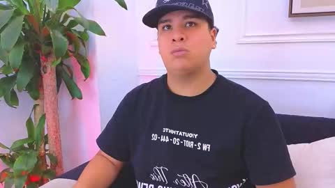 bennett_alejoo online show from March 4, 2026, 1:55 am