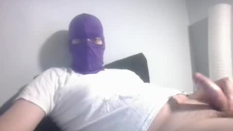 bennybueno online show from February 25, 2026, 4:11 am