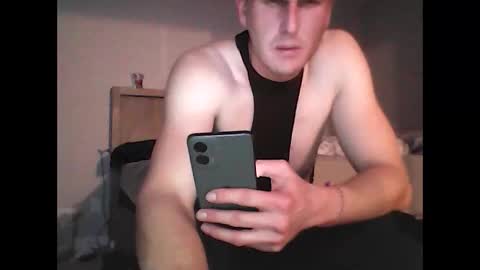 Snapshot of bennyc04041987 chatting on December 29, 2024, 10:01 am BennyC online show from December 29, 2024, 10:01 am