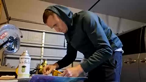 Snapshot of bennyc04041987 chatting on November 16, 2025, 5:51 pm BennyC online show from November 16, 2025, 5:51 pm