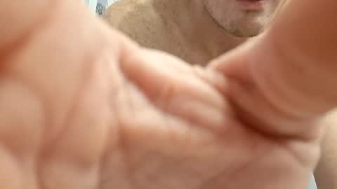 Snapshot of bennyc04041987 chatting on November 20, 2025, 5:12 pm BennyC online show from November 20, 2025, 5:12 pm