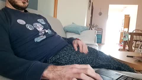 benoitgmx12 online show from January 5, 2025, 2:19 pm