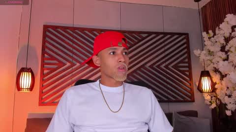 bento_fox online show from November 5, 2025, 3:39 am