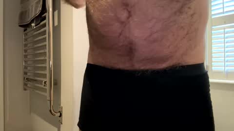 Snapshot of benz10001 chatting on February 21, 2025, 1:00 pm benz10001 online show from February 21, 2025, 1:00 pm