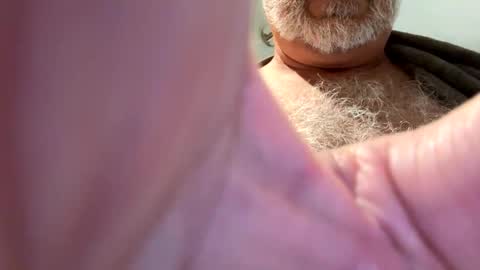 Snapshot of benz10001 chatting on October 17, 2025, 6:38 am benz10001 online show from October 17, 2025, 6:38 am