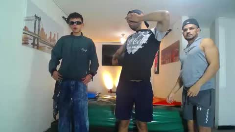 benz boys online show from January 17, 2026, 12:32 pm