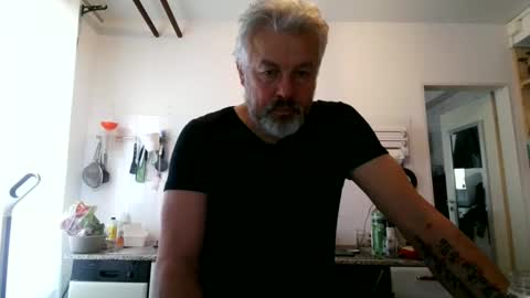 Martin online show from November 24, 2025, 11:43 am