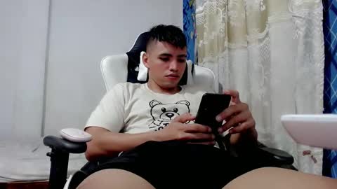 Bergon77 online show from March 4, 2025, 11:54 pm