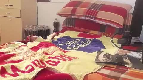 berlinerbaer1963 online show from September 12, 2025, 9:37 pm