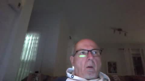 Snapshot of bernard1102 chatting on January 14, 2025, 10:59 am bernard1102 online show from January 14, 2025, 10:59 am