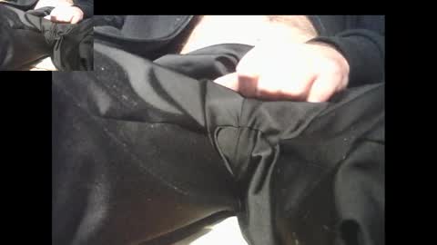 Snapshot of bernardo1968 chatting on December 25, 2024, 12:48 am bernardo1968 online show from December 25, 2024, 12:48 am