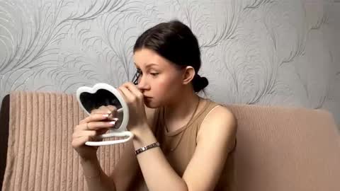 Berneice online show from March 27, 2026, 2:28 am