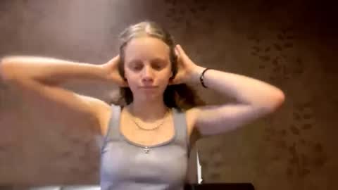 Sophia online show from September 23, 2025, 11:13 am