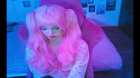 Snapshot of berriekitten chatting on March 2, 2026, 7:21 pm BerrieKitten online show from March 2, 2026, 7:21 pm