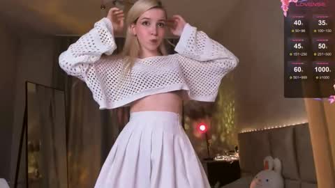 Snapshot of berrylush chatting on September 10, 2025, 1:44 pm Katte online show from September 10, 2025, 1:44 pm