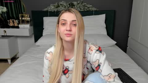 Snapshot of bestbadteacher chatting on December 19, 2024, 10:42 pm Amelia Ami Free Lovense control in pvt online show from December 19, 2024, 10:42 pm
