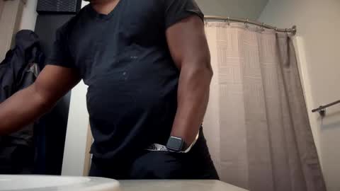 Snapshot of bestkeptsecre_t chatting on December 18, 2024, 9:08 pm bestkeptsecre t online show from December 18, 2024, 9:08 pm