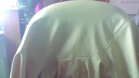 Snapshot of bestmann979994 chatting on November 3, 2025, 9:54 am bestmann979994 online show from November 3, 2025, 9:54 am