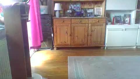 bestmann979994 online show from May 31, 2026, 2:13 pm